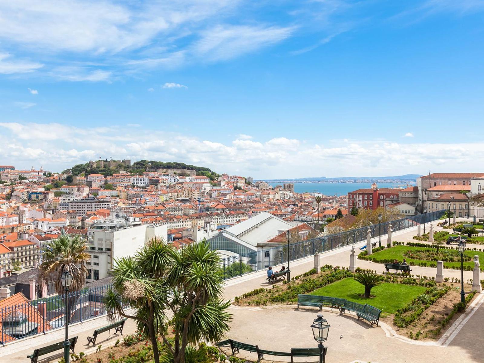 Chiado Views By Homing Apartment Lisbon Bagian luar foto