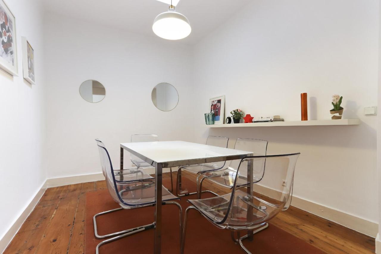Chiado Views By Homing Apartment Lisbon Bagian luar foto