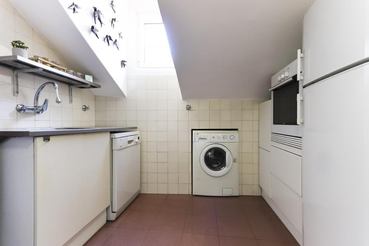 Chiado Views By Homing Apartment Lisbon Bagian luar foto
