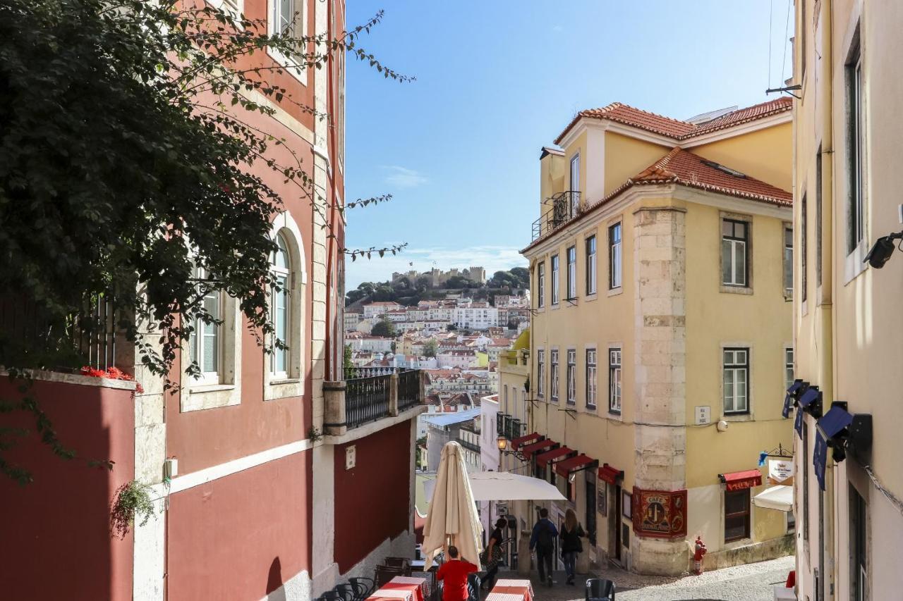 Chiado Views By Homing Apartment Lisbon Bagian luar foto